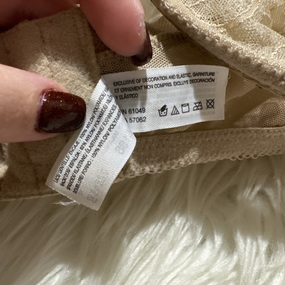 Wacoal 42DDD Beige Floral Full Coverage T Shirt Bra EUC Floral Pattern