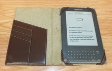 *FOR PARTS* Amazon Kindle (D000901) Gray Reading eBook Tablet *Case Bundle*