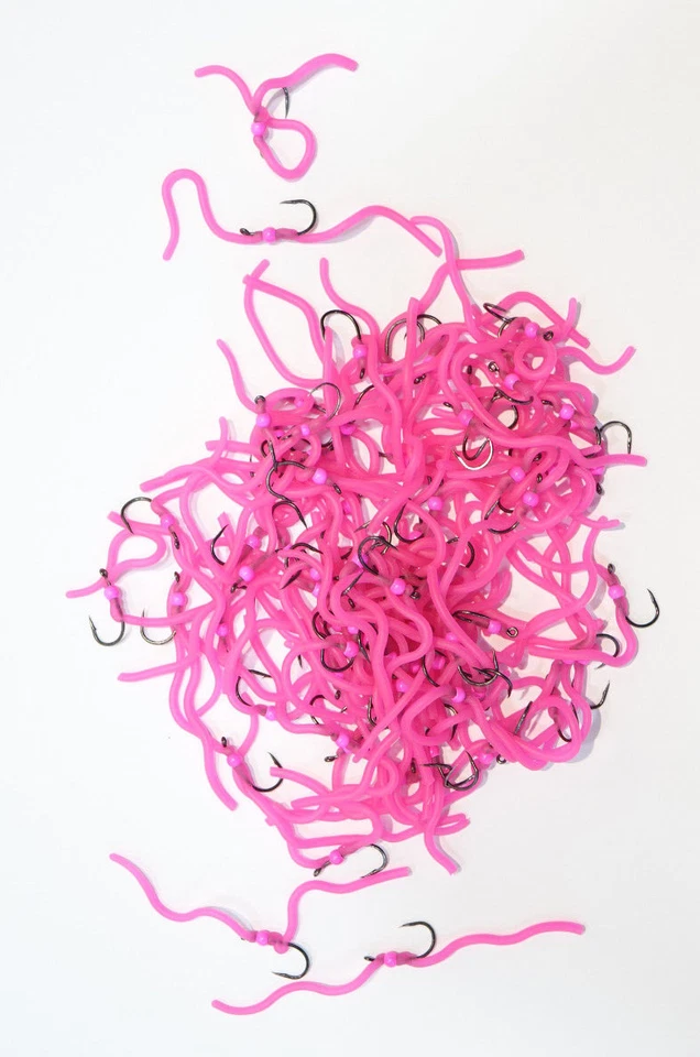 Squirmy Wormy Fliege Gr. #10  widerhakenlos PINK - Tungstenperle HOT PINK - Bild 3 von 3