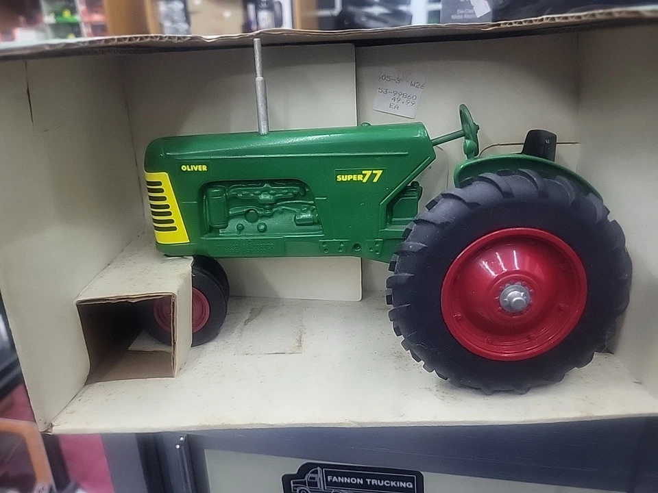 SpecCast Oliver Super 77 Collectors Edition Tractor 1/16 NIB - Image 4 of 4