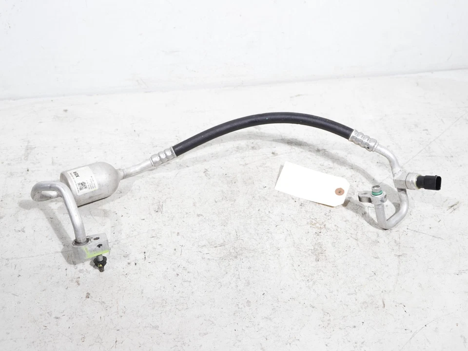 Manguera de tubo de aire acondicionado Tesla Model X 2016-2020 1032196-00-D OEM 102K Foto 2 de 4