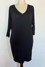 Old Navy Women’s M Black V-Neck Shift Dress Short Sleeve Soft Stretch Knit