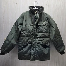 Vtg Refrigiwear 392 Mens Green Parka Jacket Coat Size M Medium USA