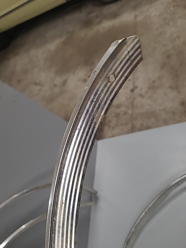 1970-74 Dodge Challenger Wheelwell Fenderwell Trim - Picture 8 of 12