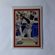 Fleer 2001 Ritz/Oreo All-Stars Ken Griffey Jr #30 Auto Cincinnati Reds