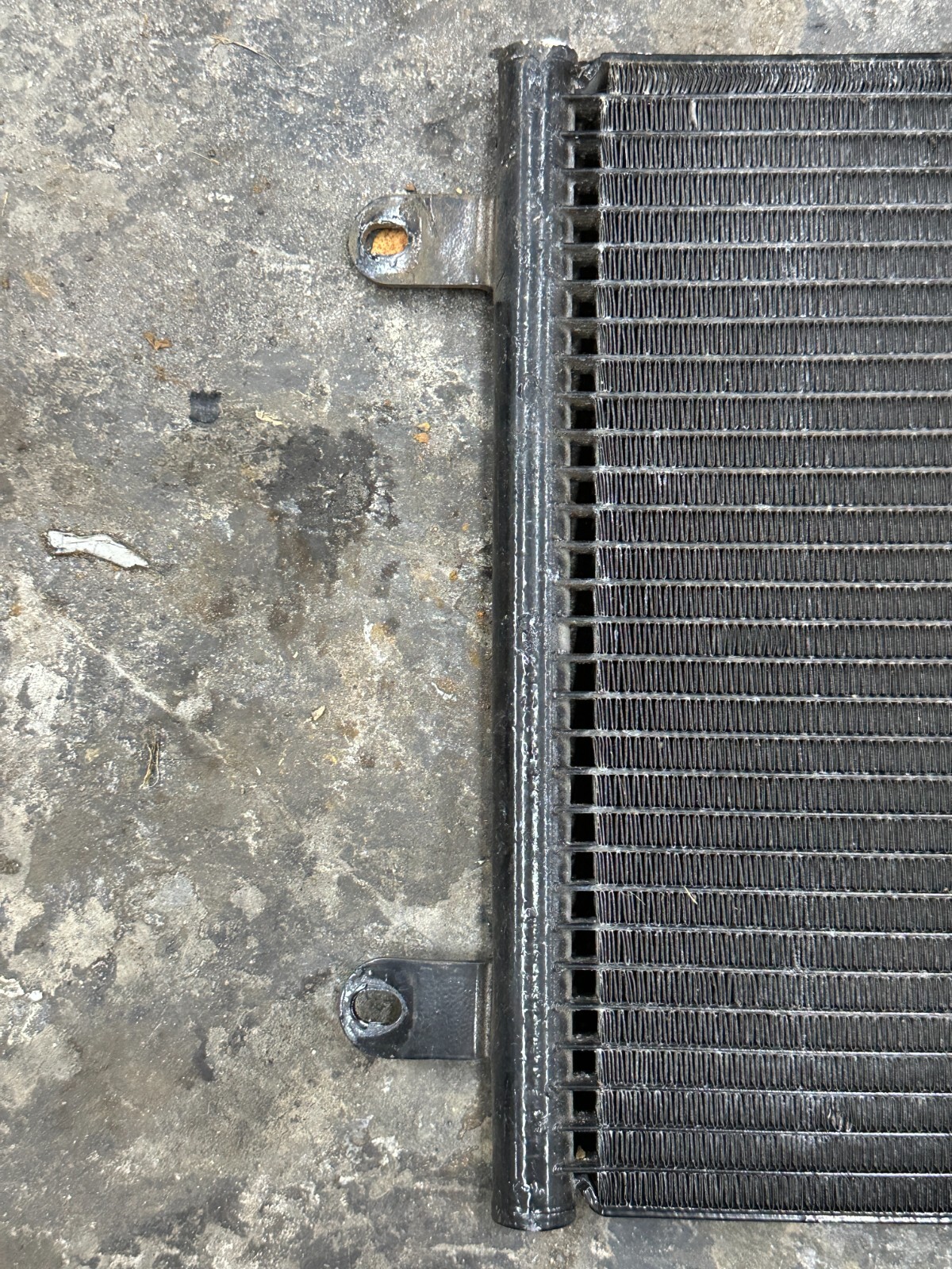 2014 AUDI R8 RIGHT PASSENGER A/C AC CONDENSER OEM 420 260 401 A