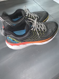 hoka one one size 12