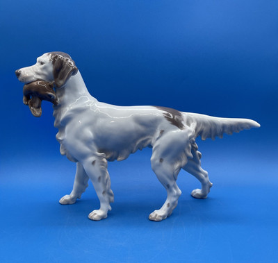 BING & GRONDAHL DENMARK PORCELAIN FIGURINE OF AN ENGLISH SETTER DOG