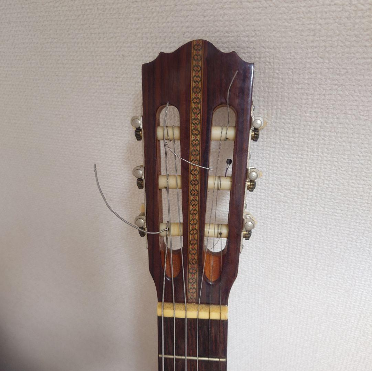 Classical Acoustic Guitar Suzuki No. 36 Natural with Accessories