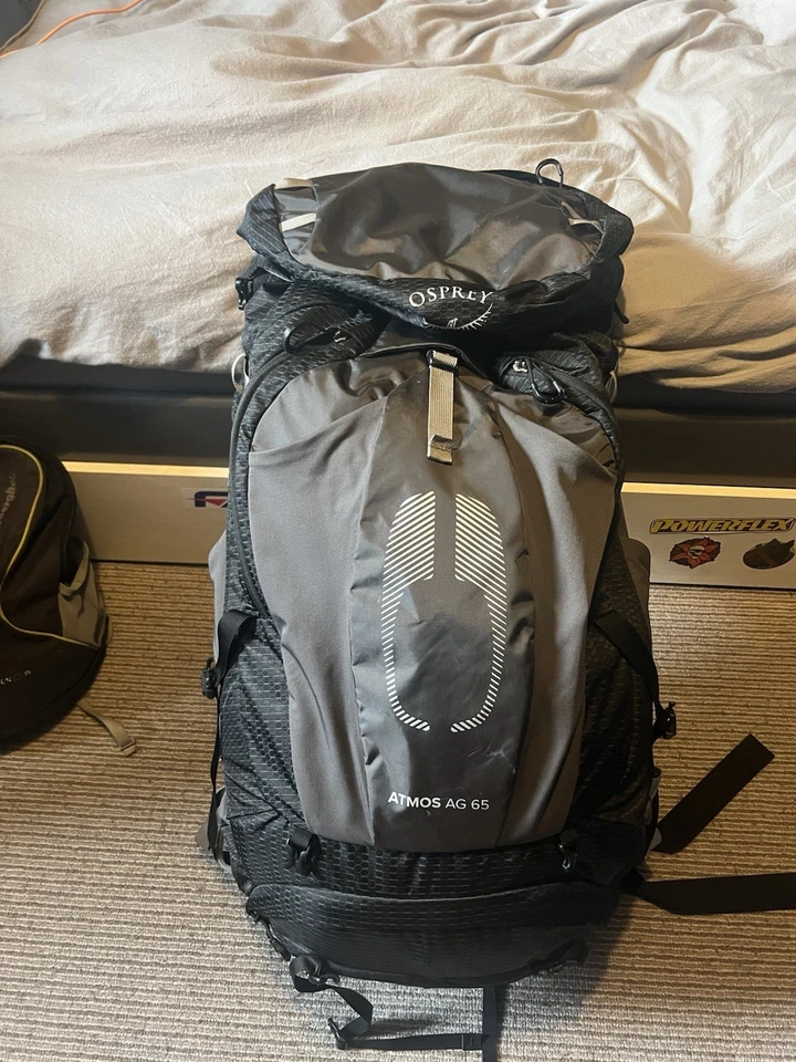 Osprey Atmos AG 65 Large Backpack - Image 3 of 3