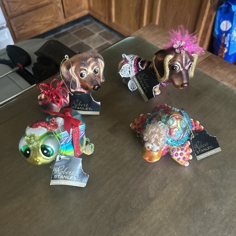 Robert Stanley Glass Ornaments Baby & Granny Sea turtle & Dachshund lot of 4 