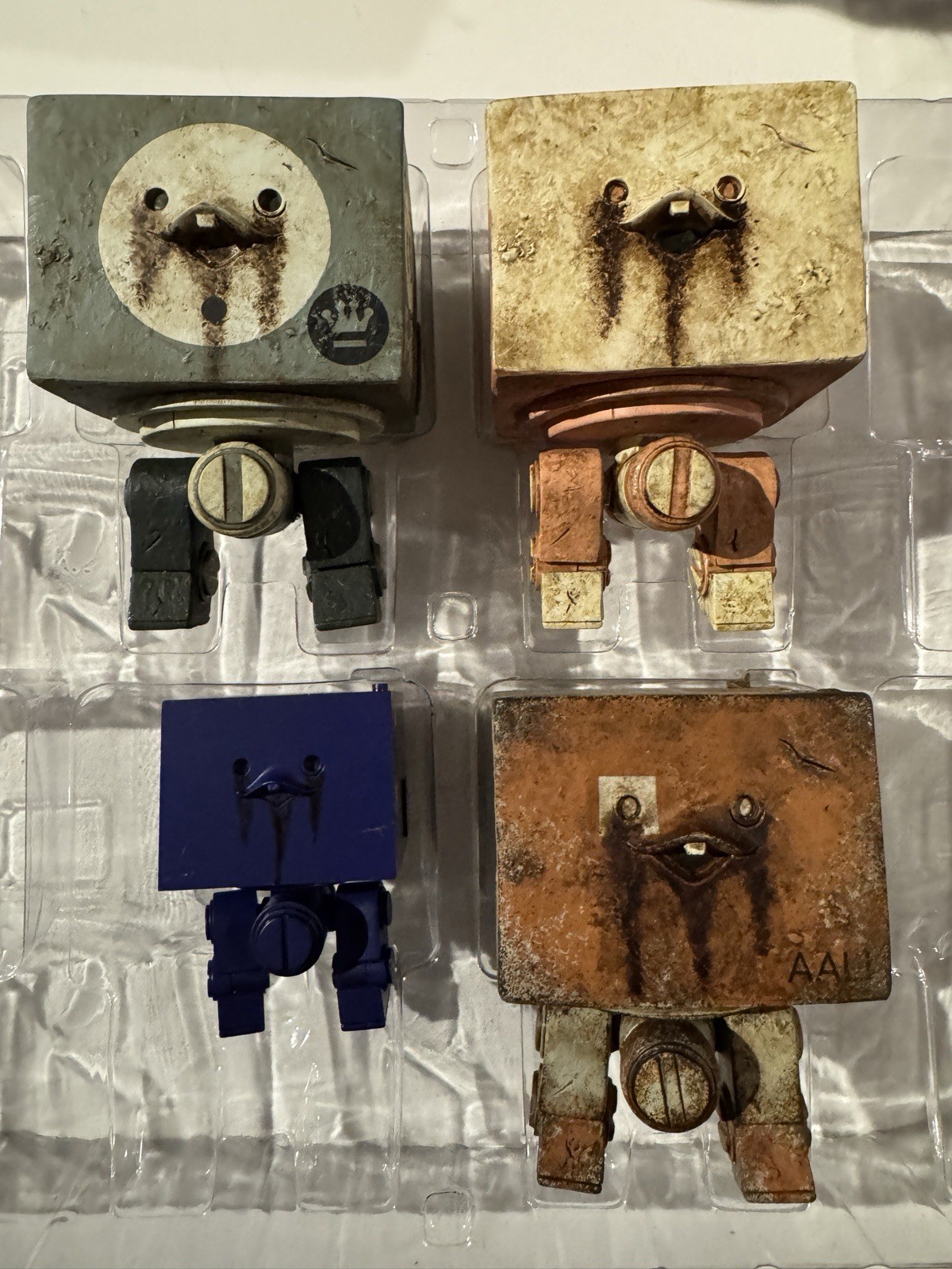 Ashley Wood 3A ThreeA WWR 1/6 Square LOT : Underverse UV Popbot WAR NOM Deplume