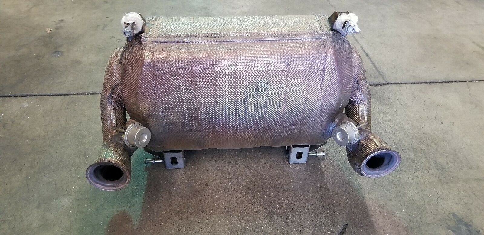 LAMBORGHINI AVENTADOR FACTORY OEM MUFFLER EXHAUST SYSTEM OEM 470251051G