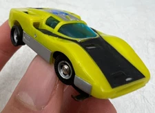 Aurora Xlerators Ho Slot Car 2744 Lime Green / Black / Silver #4 Chaparral 2F