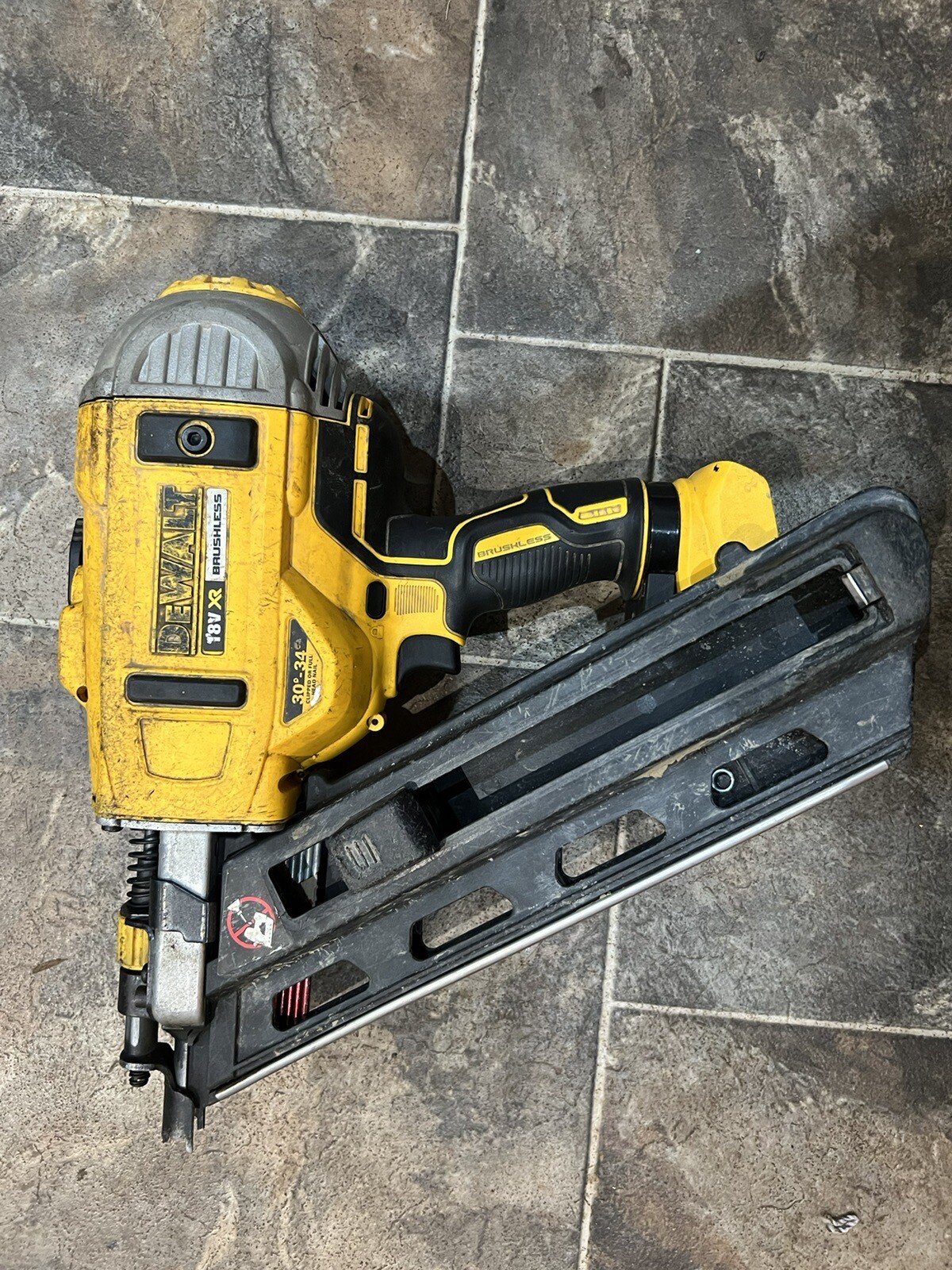 Dewalt nail gun 18v dcn692 type 3 1st fix Bare Tool Only eBay