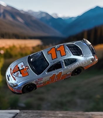 1/64 Nascar Diecast, Brett Bodine #11, Silver Hooters, Rare One