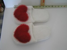 valentines slippers for the lady you love soft with fluffy hearts on toes 7-8