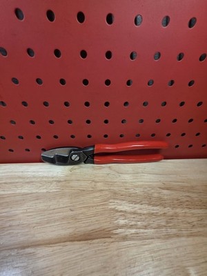 Knipex 95 11 200 Cable Shears 8'' Twin Cutting Edge Pliers 25/32'' Max Diameter 