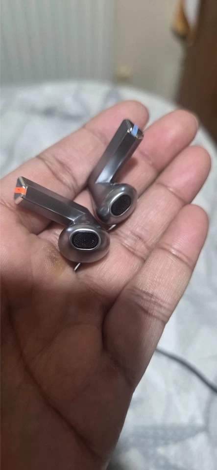 Samsung Galaxy Buds 3, photo 4 of 5