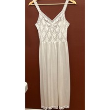 Vintage Vanity Fair Full Slip Lace Bodice Coquette Cottagecore Bridal White 36T