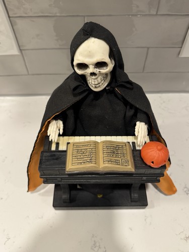 Musical Animated Battery-Operated Halloween Grim Reaper Skeleton Ghoul at Organ - Picture 2 of 4