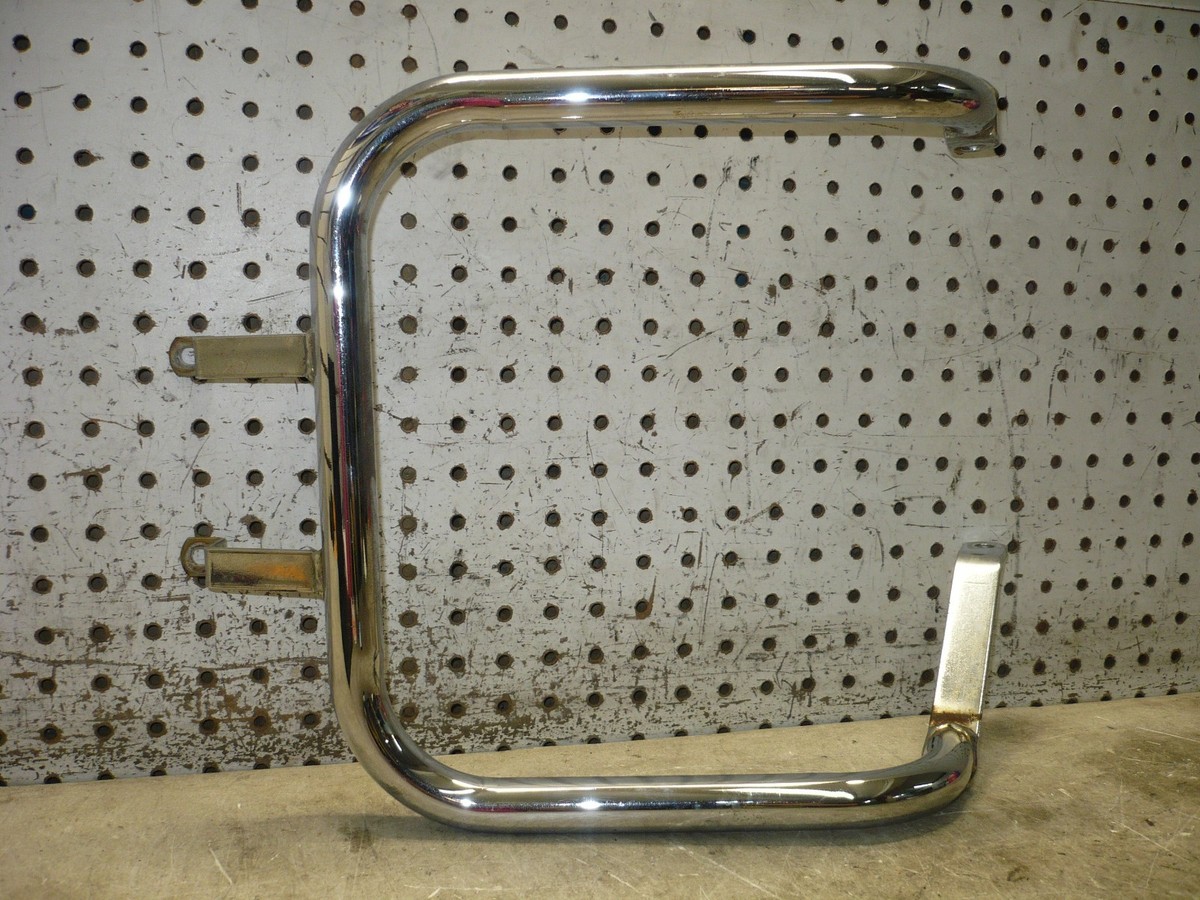 lke SUZUKI 2001 01 VZ 800 VZ800 MARAUDER FRONT ENGINE CRASH BAR GUARD