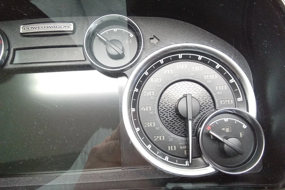 Dodge Ram 2500 2018 Power Wagon velocímetro Speedo 66 k millas fabricante de equipos originales Foto 4 de 4