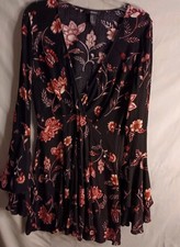 Forever 21 Women Dress M Floral Rayon Long Ruffle Tiered Sleeve Mini Swing EUC