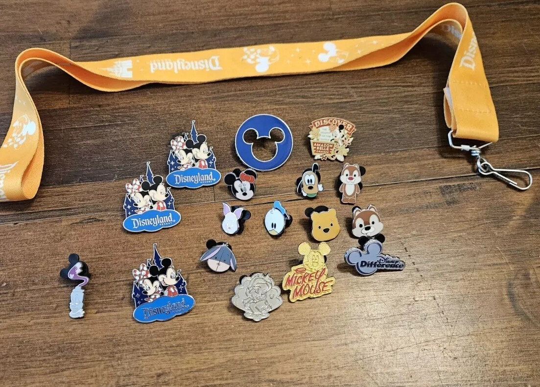 Disney Pin Bundle Secret Mickey Baby Faces