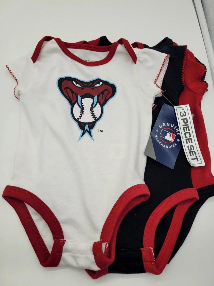 Arizona Diamondbacks 6/9M 3 Bodysuits & 3 Piece 9M set bodysuit, bib & booties - Image 2 of 4