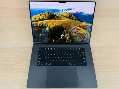 Apple MacBook Pro 2023 16 Inch M3 MAX 1TB SSD 36GB RAM 30C GPU