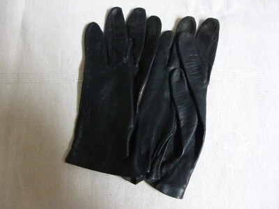 Paire de gants FEMME en cuir fin couleur noir en état d'occasion. Taille 7 - 8 - Photo 1/2