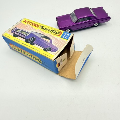 Matchbox Superfast 22 Pontiac GP cupé deportivo muy casi como nuevo en caja aplastada - Imagen 20 de 22