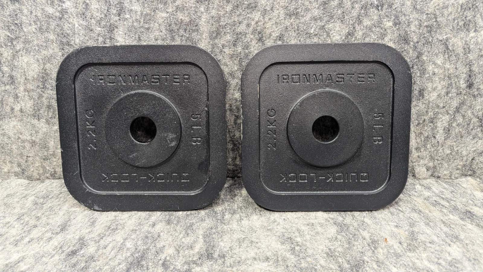 🔥2 x New🔥 Ironmaster Quick-Lock Plate Weights 5LB Each (2.2kg) - 10lbs total