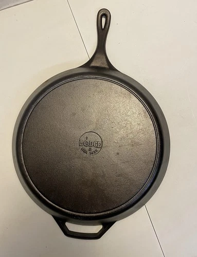 Vintage Lodge Cast-Iron Skillet 14SK  Extra Large Camping Cookware