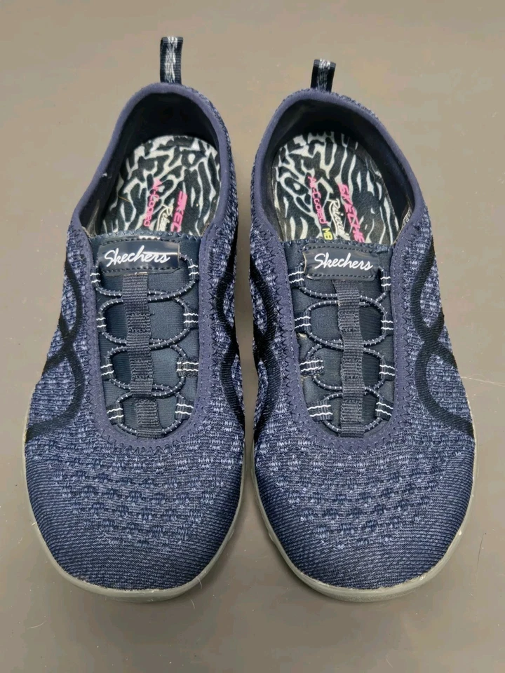 Skechers Breathe Easy Infi-Knity Womens Sz 8 Navy Blue 23028 Slip On Relaxed Fit - Image 2 of 4