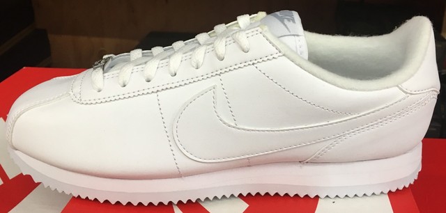 nike cortez size 10.5