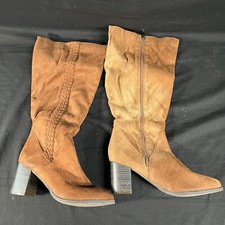Boots Women's Size 10M Tan Suede