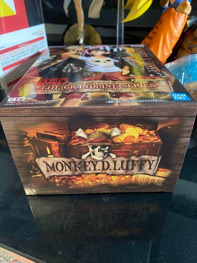 THE GRANDLINE SERIES～PREMIUM Amazon.com: ONE PIECE FILM RED THE GRANDLINE SERIES PREMIUM