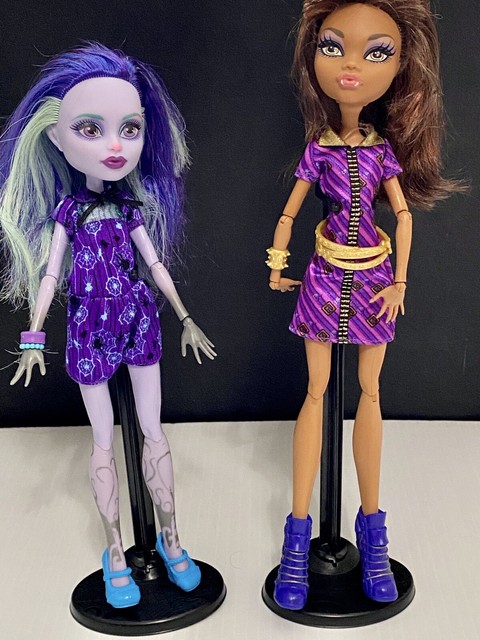 monster high coffin bean dolls