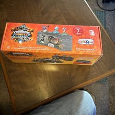 Skylanders Giants Coliseum Display Works With Battle Arena, Toys R US
