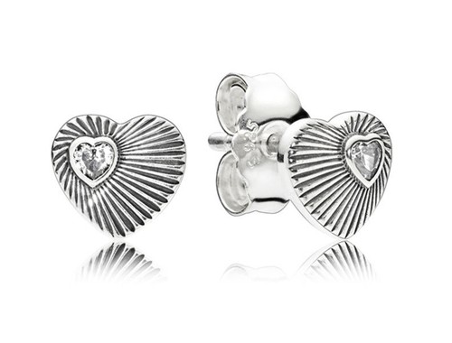PANDORA Vintage Heart Fans Earrings 