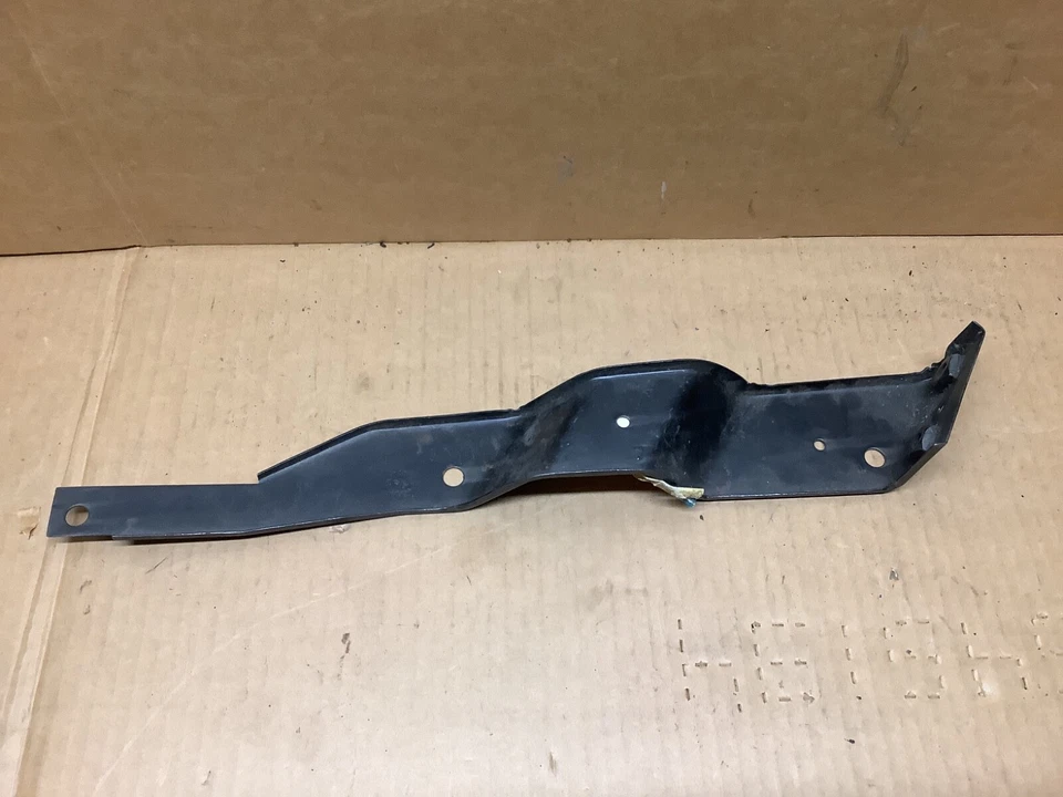 NOS 1975-1982 Corvette INNER FENDER Suporte Reforço Direito 14015248 - Imagem 3 de 4
