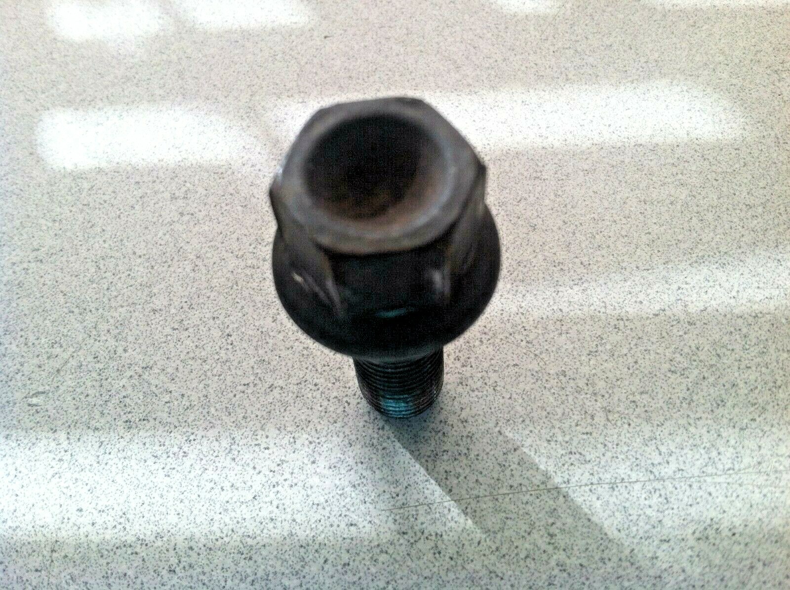 2000 2006 BMW 325xi 325i 330i 330Ci E46 1 WHEEL LUG NUT