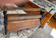 Niagara Ball Bearing Clothes Mangle Wringer - Lovell MFG Co (local pick up only)