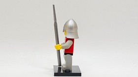 LEGO minifigure Lion Knight cas501 Castle Kingdoms 10223 quartered spear