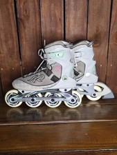 NUEVO CON ETIQUETAS K2 SPORTS Patines en línea para mujer Athena cáncer de mama talla 7