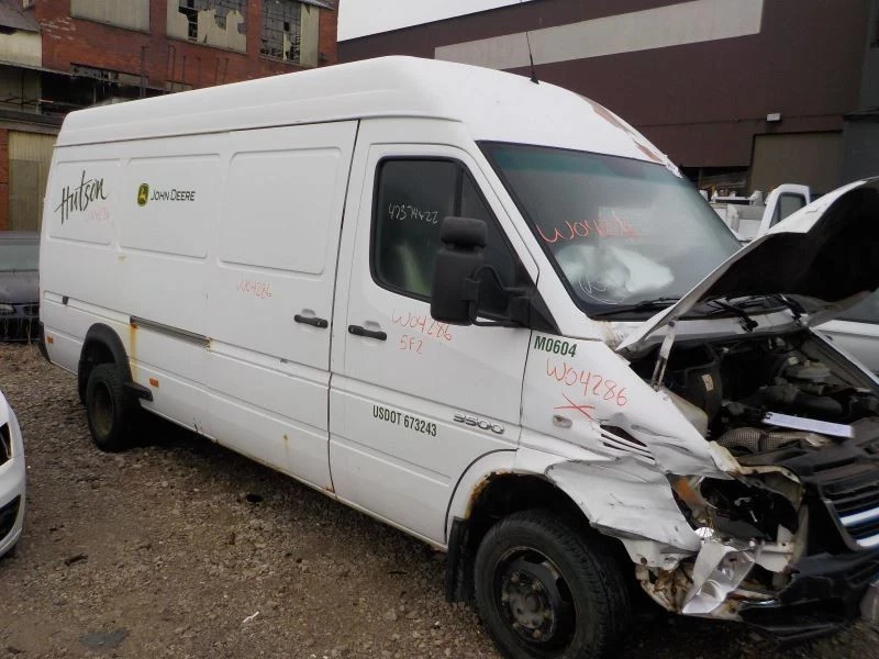 Oil Pan Fits 02-06 SPRINTER 2500 2077144 - Image 4 of 4