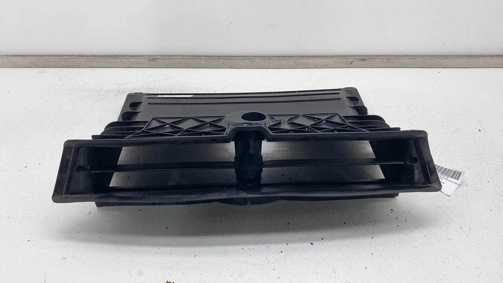 2020-2024 Tesla Model Y Front Center Active Shutter Grille Assembly 1494159-00-C