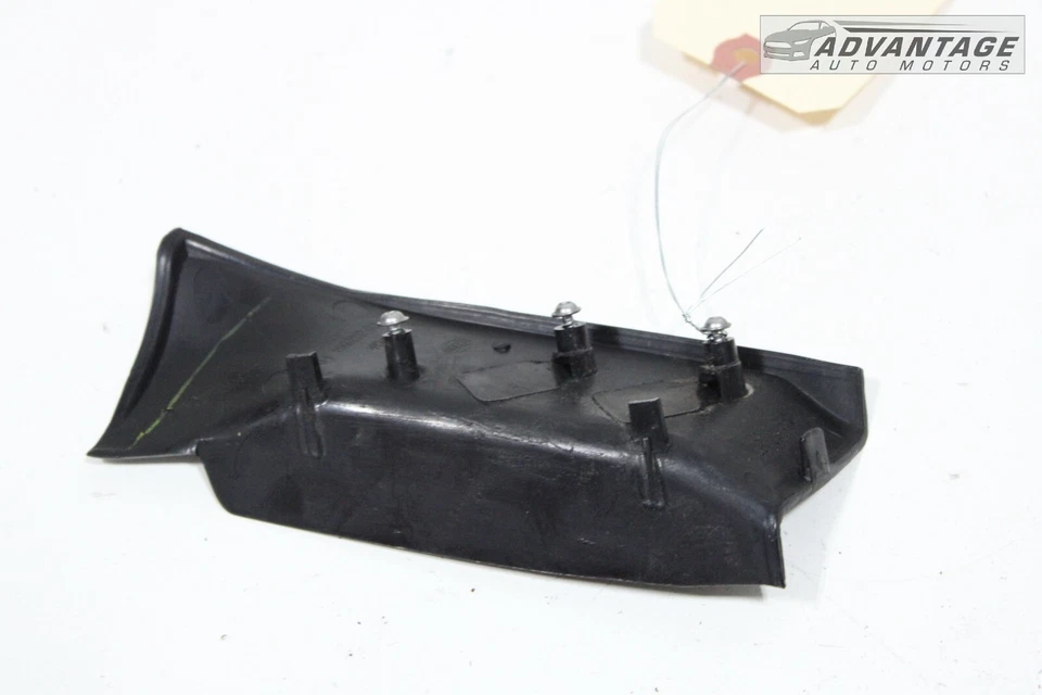 2016-2018 尼桑 MAXIMA 后方右乘客侧尾灯灯罩装饰原始设备制造商 — 第 3/4 张图片